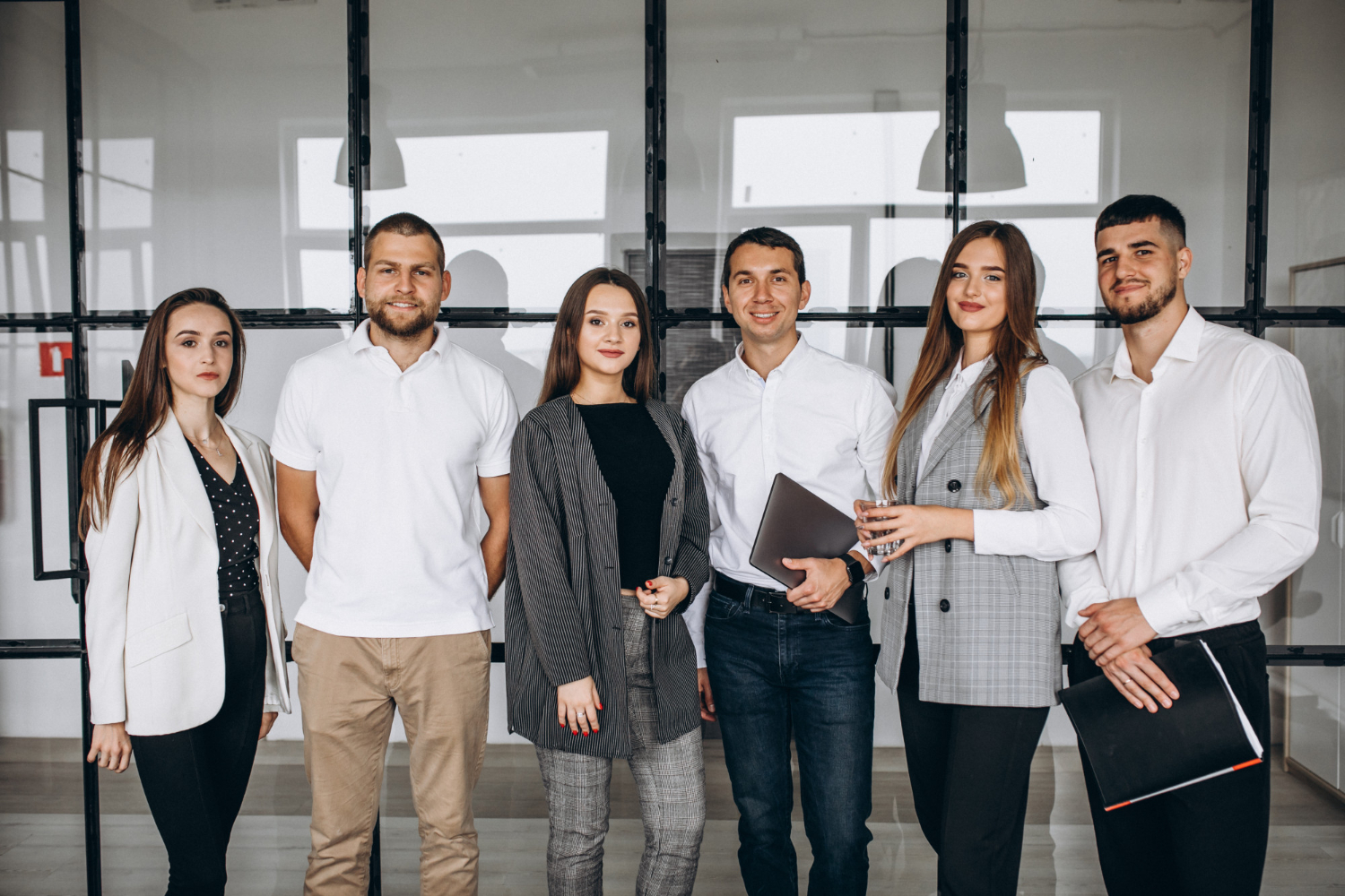 grupo-business-office-1000px grupo-business-office-1000px